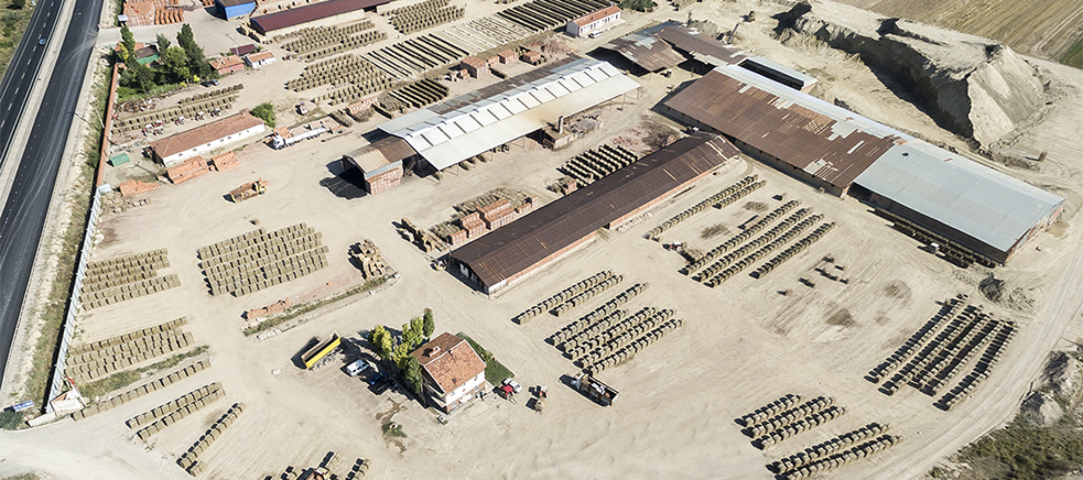 8,5 tuğla, izo tuğla, 13,5 tuğla tuğl, kuzu tuğla, turbo baca tuğla, kare baca tuğla, yuvarlak baca, baca büzü, geçmeli tuğla, şönt baca tuğla, 